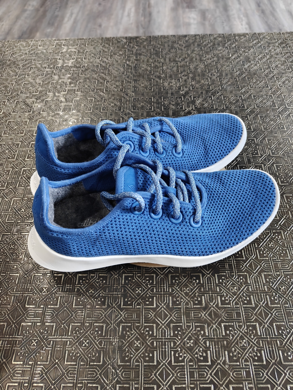 Allbirds Tree Runners Size 8 Like new - Picture 7 of 11
